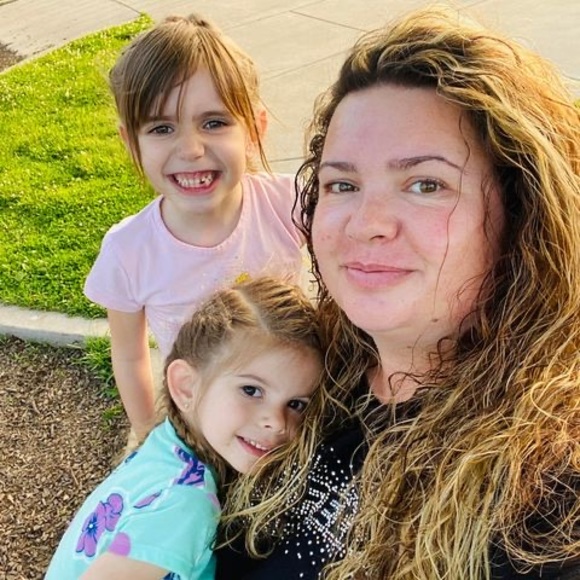 Meet your Posher, Lorena - Picture 1 of 1